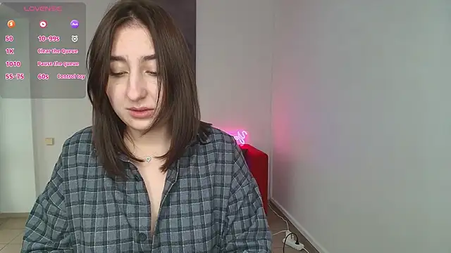 Snapshot of ElmiraPowers chatting on 12/18/24, 12:18 ElmiraPowers online show from 12/18/24, 12:18