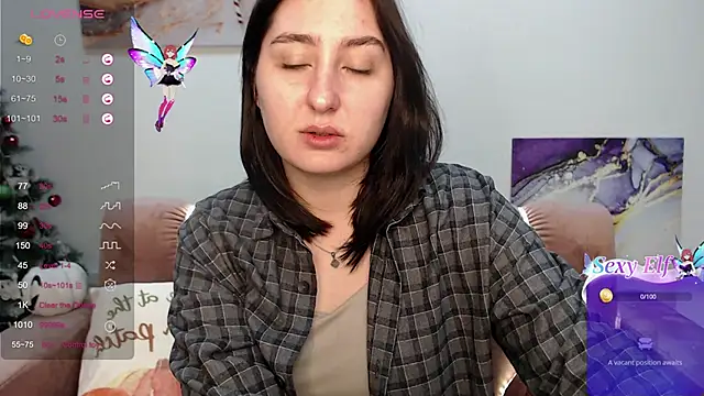 Snapshot of ElmiraPowers chatting on 01/29/25, 04:52 ElmiraPowers online show from 01/29/25, 04:52