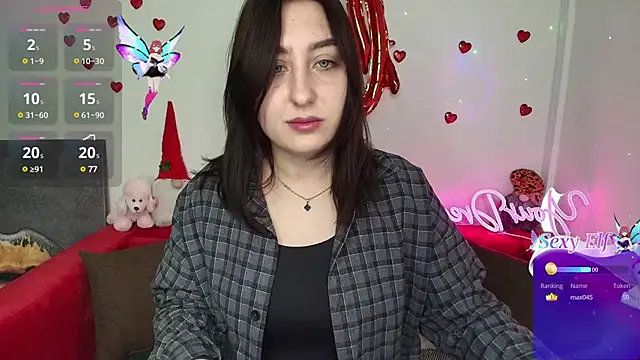 Snapshot of ElmiraPowers chatting on 02/05/25, 01:11 ElmiraPowers online show from 02/05/25, 01:11