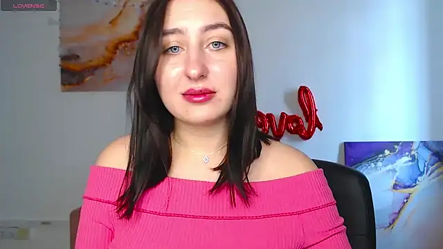 Snapshot of ElmiraPowers chatting on 03/22/25, 12:35 ElmiraPowers online show from 03/22/25, 12:35