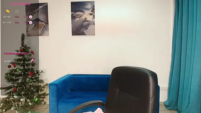 Snapshot of ElmiraPowers chatting on 12/02/25, 12:43 ElmiraPowers online show from 12/02/25, 12:43