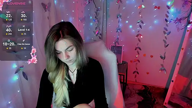 Snapshot of Sweet_me_ chatting on 05/15/26, 05:58 Sweet me online show from 05/15/26, 05:58