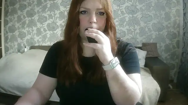Snapshot of Sabrina_Poison chatting on 05/04/26, 03:13 Sabrina Poison online show from 05/04/26, 03:13