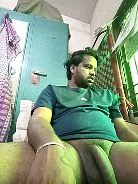 Snapshot of Dinesh2151@xh chatting on 04/27/26, 04:21 Dinesh2151xh online show from 04/27/26, 04:21