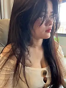 Snapshot of Kyomi-ibaby chatting on 04/25/26, 01:30 Kyomi-ibaby online show from 04/25/26, 01:30