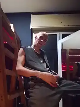 MillennialC0CK online show from 11/26/25, 07:04