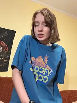 Snapshot of Crayzy_Luv chatting on 01/15/25, 12:41 Crayzy Luv online show from 01/15/25, 12:41