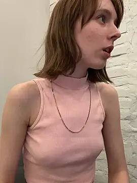 Snapshot of Crayzy_Luv chatting on 02/01/25, 02:56 Crayzy Luv online show from 02/01/25, 02:56