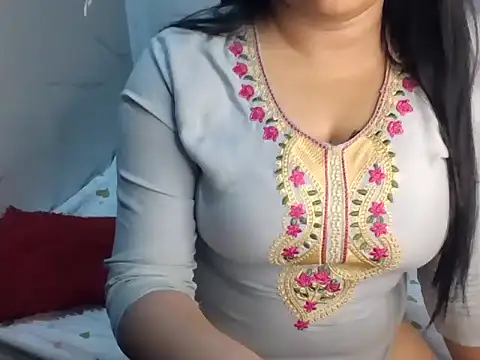 Snapshot of Trezza chatting on 03/20/26, 07:30 Trezza online show from 03/20/26, 07:30