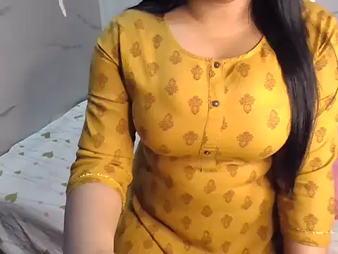 Snapshot of Trezza chatting on 03/26/26, 08:14 Trezza online show from 03/26/26, 08:14