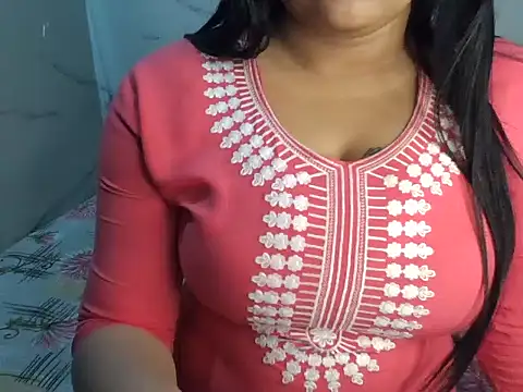 Snapshot of Trezza chatting on 04/02/26, 09:01 Trezza online show from 04/02/26, 09:01