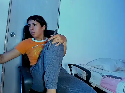 skinnyanai2 online show from 11/10/25, 05:56