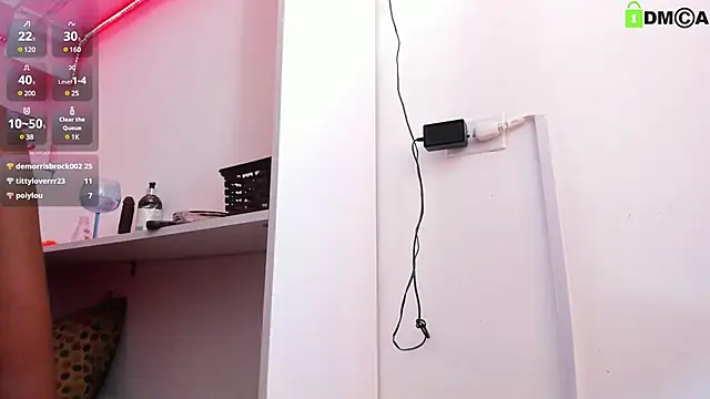 Snapshot of Alejandra_Dunn chatting on 01/07/25, 06:45 Alejandra Dunn online show from 01/07/25, 06:45