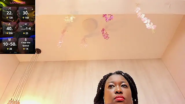 Snapshot of ShairaCoxx chatting on 12/02/24, 03:58 ShairaCoxx online show from 12/02/24, 03:58