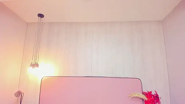 Snapshot of ShairaCoxx chatting on 02/03/25, 12:47 ShairaCoxx online show from 02/03/25, 12:47