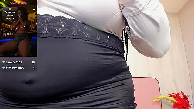 Snapshot of ShairaCoxx chatting on 02/19/25, 03:49 ShairaCoxx online show from 02/19/25, 03:49