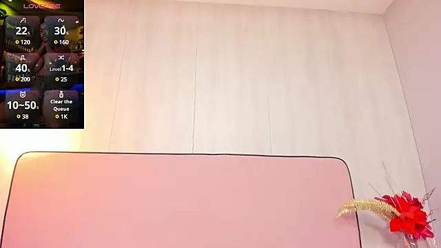 Snapshot of ShairaCoxx chatting on 02/26/25, 03:52 ShairaCoxx online show from 02/26/25, 03:52