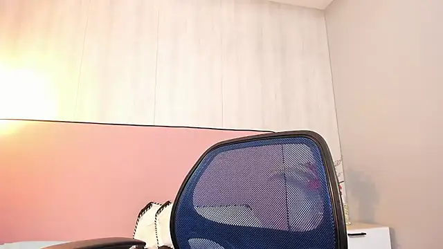 Snapshot of ShairaCoxx chatting on 03/14/25, 03:58 ShairaCoxx online show from 03/14/25, 03:58