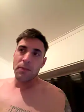 Snapshot of Facuurrus chatting on 10/05/25, 07:50 Facuurrus online show from 10/05/25, 07:50