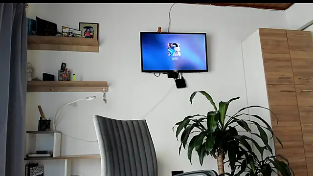 manucute 23  online show from 04/05/26, 04:48