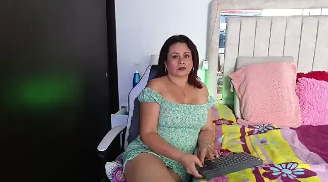 Kaily jonness online show from 02/17/25, 08:26