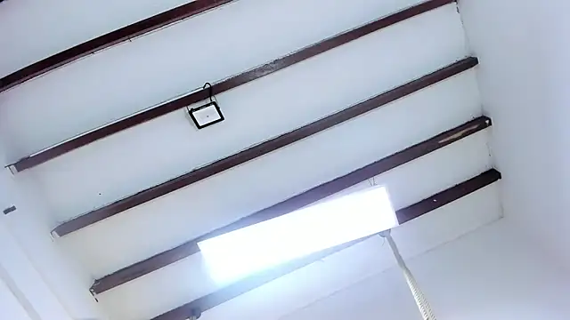 Snapshot of Oriana_Guzman chatting on 02/12/25, 03:49 Oriana Guzman online show from 02/12/25, 03:49