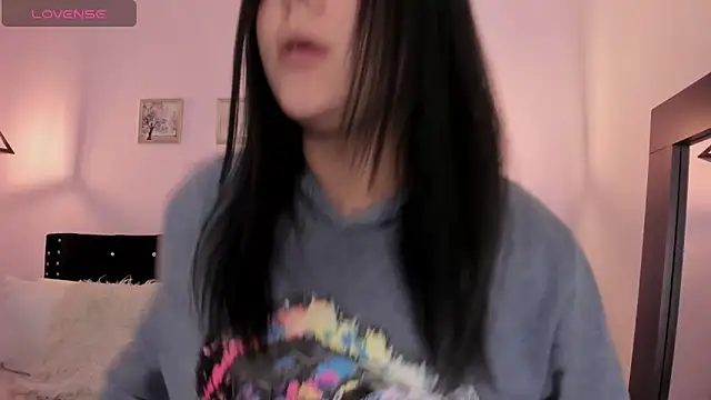 Snapshot of Oriana_Guzman chatting on 10/10/25, 11:26 Oriana Guzman online show from 10/10/25, 11:26