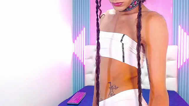 Foxy Ella  online show from 03/19/25, 05:50