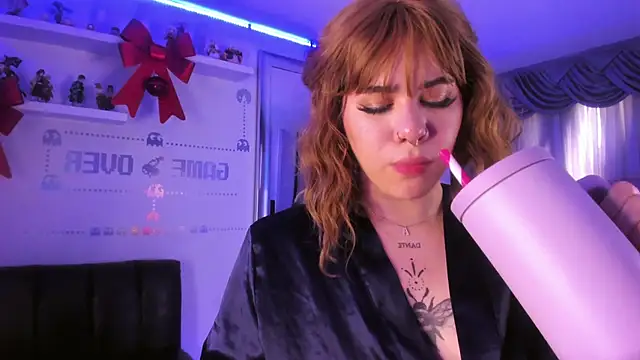 albaismynameX online show from 12/21/24, 03:09