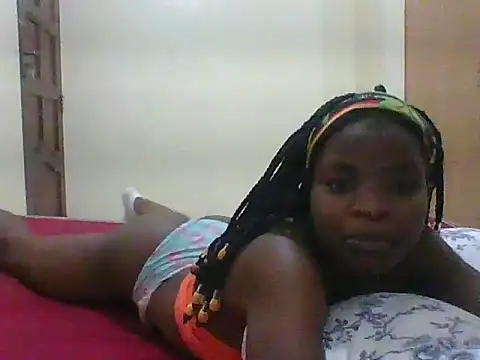 Snapshot of hotgal1112 chatting on 10/06/25, 09:01 hotgal1112 online show from 10/06/25, 09:01