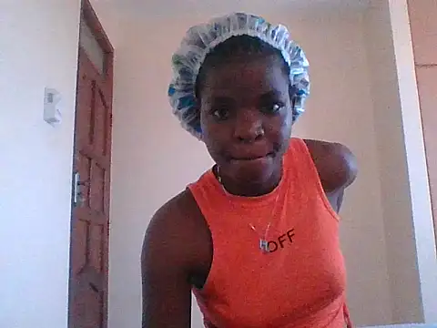 Snapshot of hotgal1112 chatting on 10/16/25, 08:48 hotgal1112 online show from 10/16/25, 08:48