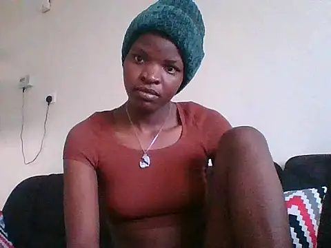 Snapshot of hotgal1112 chatting on 10/29/25, 08:38 hotgal1112 online show from 10/29/25, 08:38