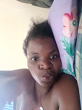 Snapshot of hotgal1112 chatting on 11/05/25, 10:04 hotgal1112 online show from 11/05/25, 10:04