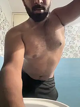 Handsomehunk 4U online show from 12/08/24, 04:07