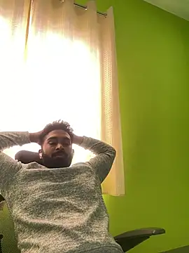 Handsomehunk 4U online show from 12/11/24, 07:53