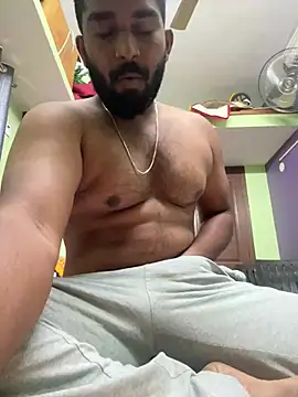Handsomehunk 4U online show from 12/14/24, 05:18