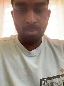 Handsomehunk 4U online show from 12/20/24, 04:42