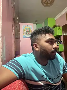 Handsomehunk 4U online show from 01/18/25, 04:53