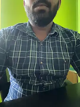 Handsomehunk 4U online show from 02/05/25, 09:57