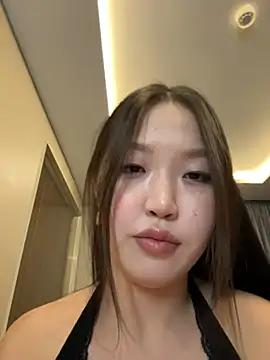 Aiko Yumi online show from 01/03/25, 05:31