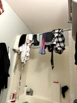 Snapshot of SexyB214 chatting on 12/02/24, 11:29 SexyB214 online show from 12/02/24, 11:29