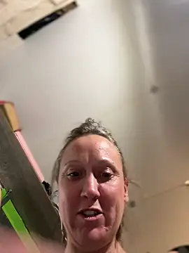 Snapshot of SexyB214 chatting on 12/16/24, 02:25 SexyB214 online show from 12/16/24, 02:25