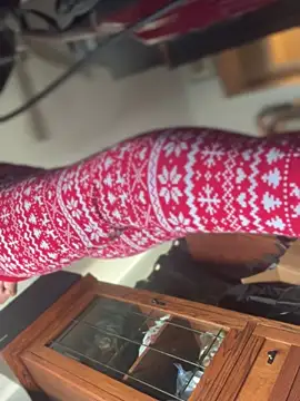 Snapshot of SexyB214 chatting on 03/06/25, 06:05 SexyB214 online show from 03/06/25, 06:05