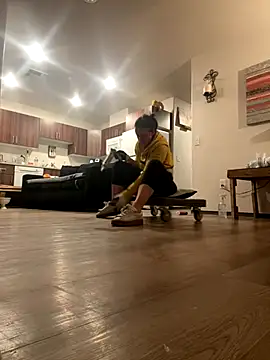 Snapshot of SexyB214 chatting on 10/16/25, 05:08 SexyB214 online show from 10/16/25, 05:08