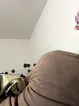 Snapshot of SexyB214 chatting on 11/02/25, 12:35 SexyB214 online show from 11/02/25, 12:35