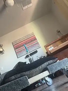 Snapshot of SexyB214 chatting on 11/05/25, 05:57 SexyB214 online show from 11/05/25, 05:57