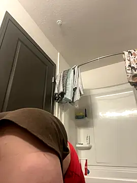 Snapshot of SexyB214 chatting on 11/06/25, 10:27 SexyB214 online show from 11/06/25, 10:27