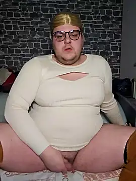 MoniqueBader22 online show from 12/21/24, 08:32