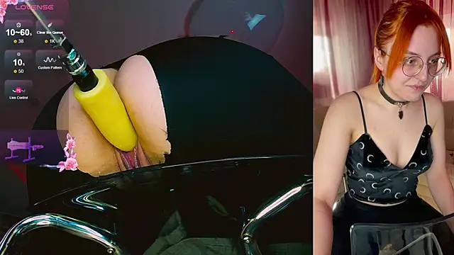 yourfox Alice online show from 03/19/25, 08:34