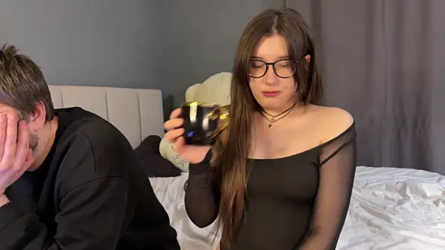 Snapshot of sasaykyra chatting on 03/12/26, 09:43 sasaykyra online show from 03/12/26, 09:43